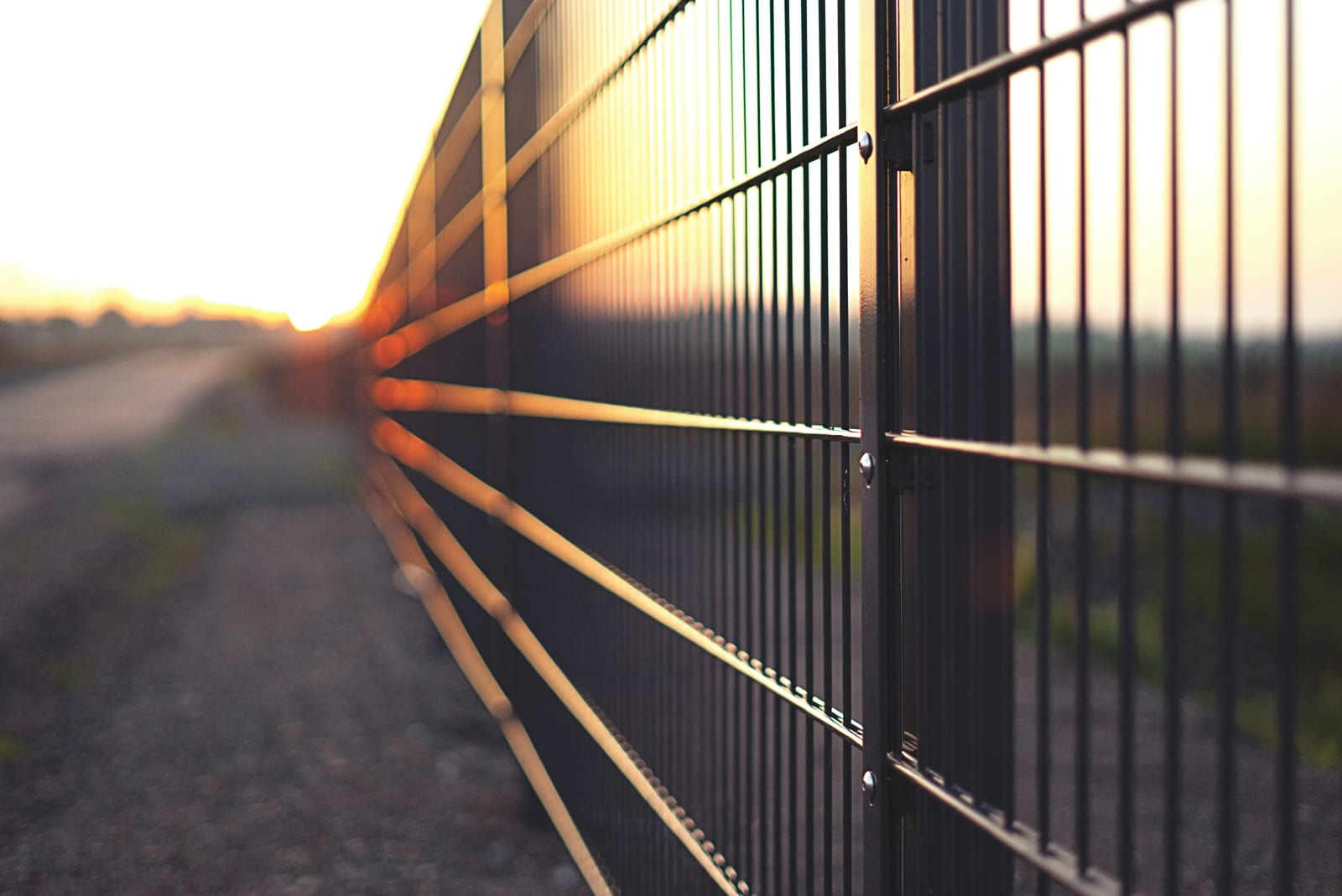 Clôture en panneaux soudés — Fencing DAR